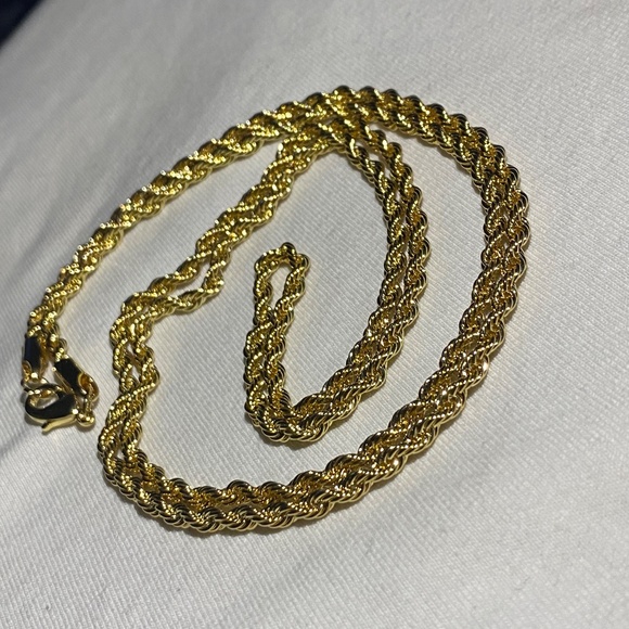 Gold Plated Rope Chain - Picture 2 of 3